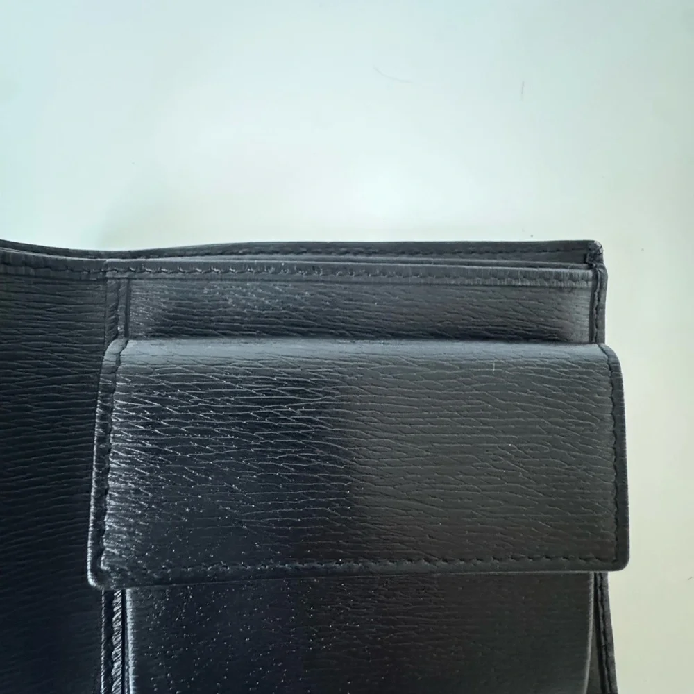Gucci Black Leather Men’s BiFold Wallet